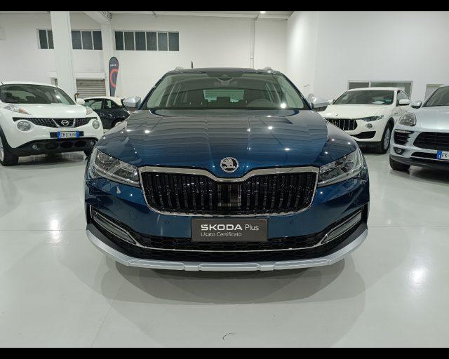 SKODA Superb 2.0 TDI EVO 200 CV SCR DSG Wagon 4x4 Scout