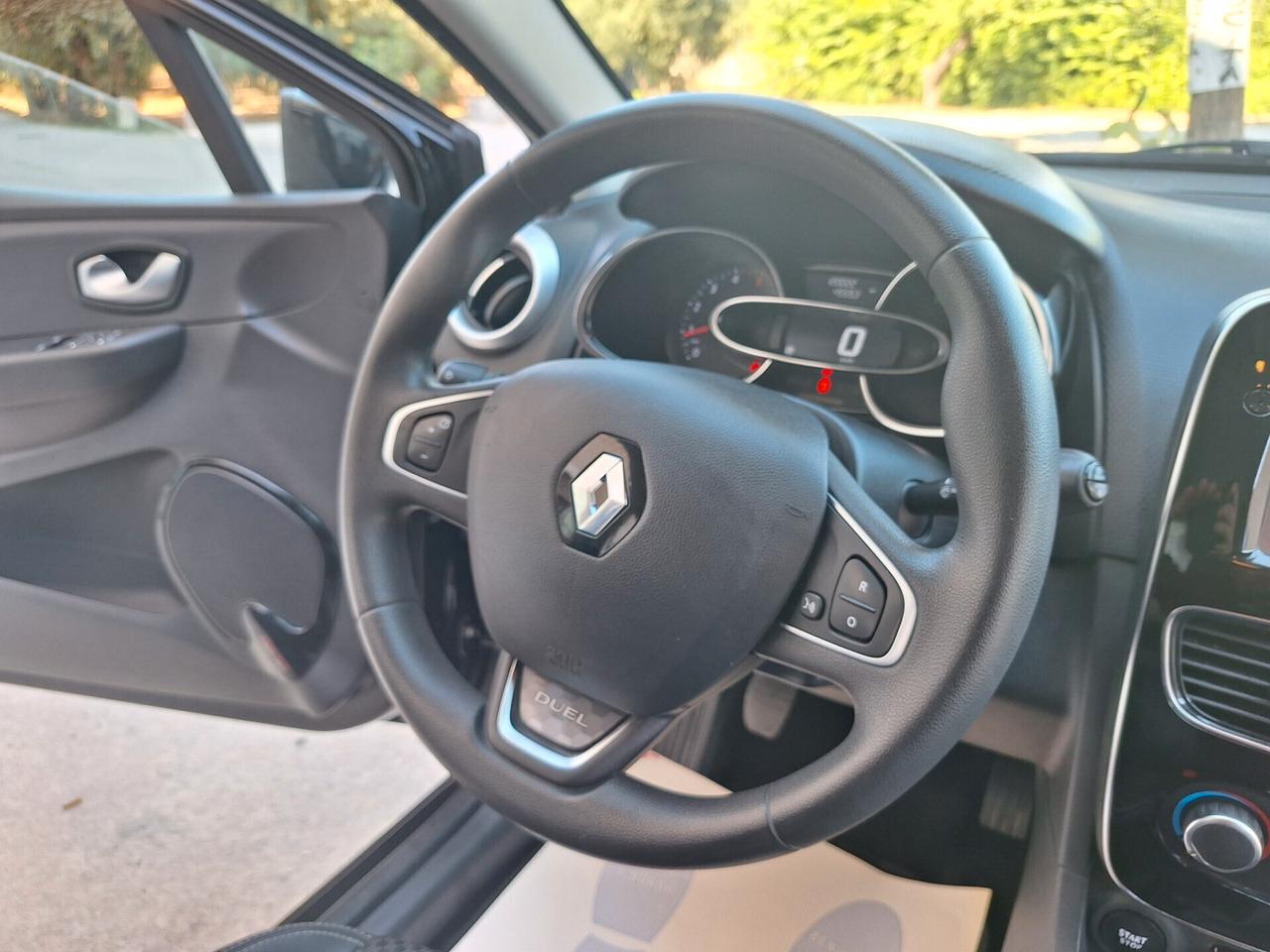 Renault Clio Sporter dCi 8V 90 CV Moschino Intens