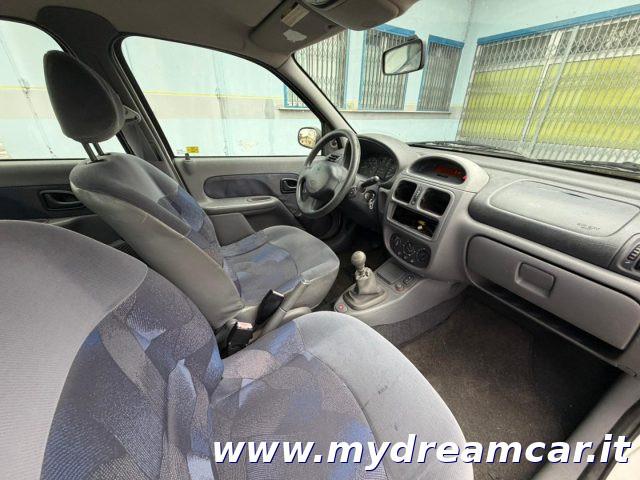 RENAULT Clio 1.2 cat 5 porte Expression