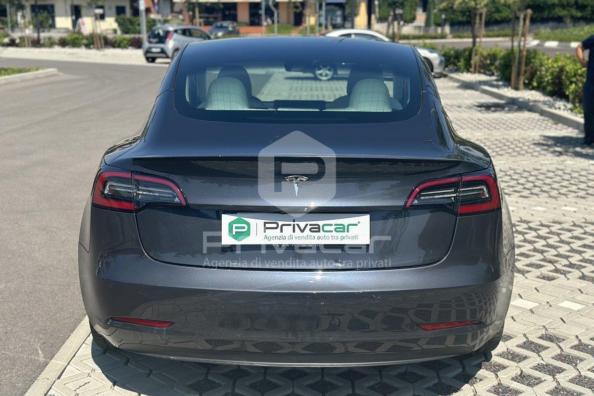 TESLA Model 3 Long Range Performance AWD