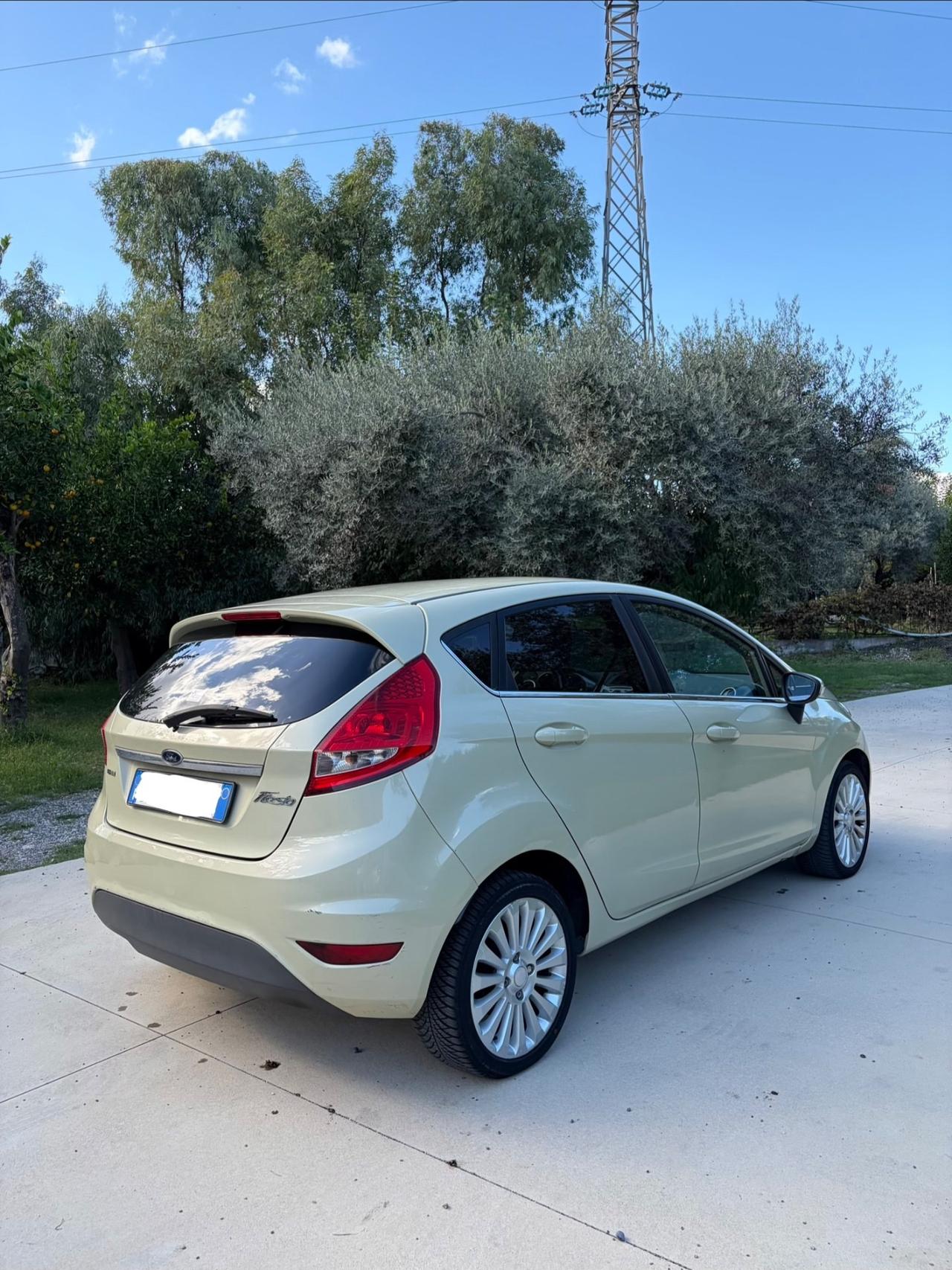 FORD FIESTA 1.4 TDI 68CV FULL NORD ITA CHIAMA