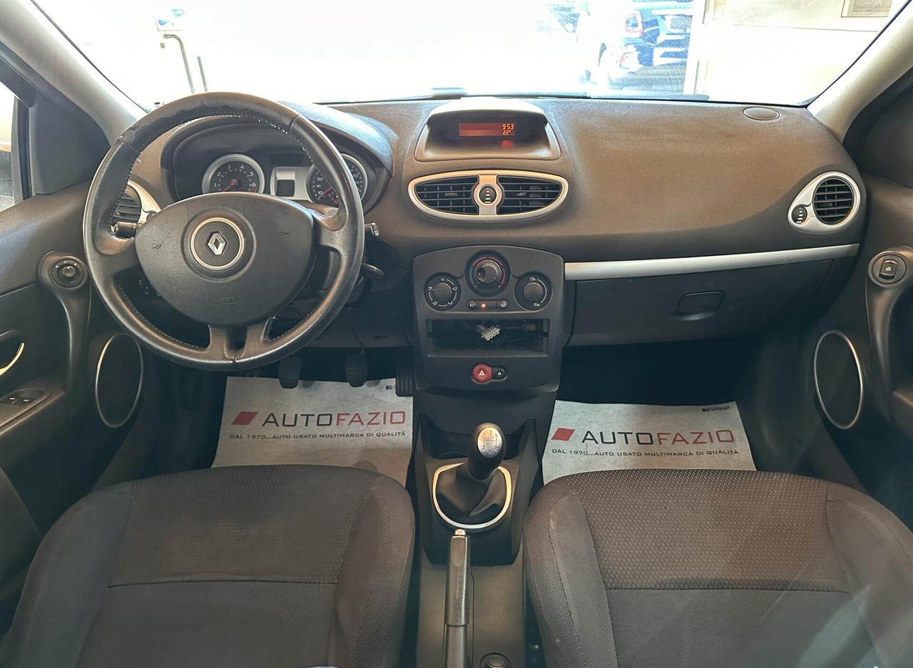 Renault Clio 1.2 16V 5 porte Confort