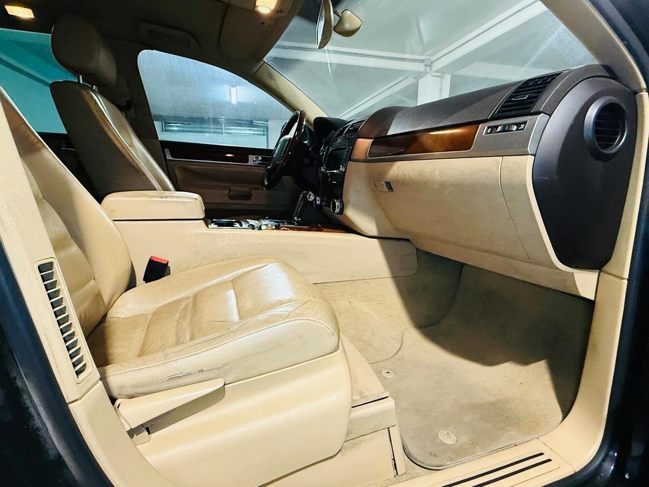 Volkswagen Touareg 2.5/175 CV TDI DPF tip. Executive