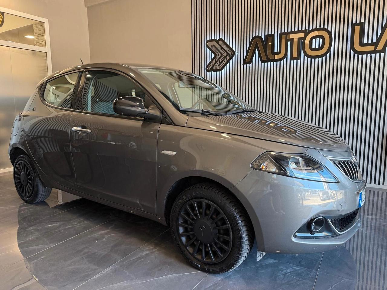 Lancia Ypsilon 1.0 FireFly 5 porte S&S Hybrid