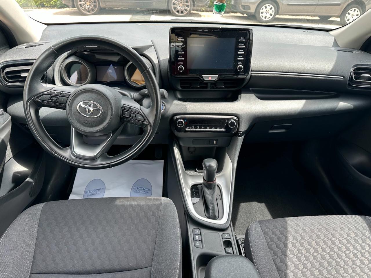 Toyota Yaris Hybrid Trend MY22 KM 23000