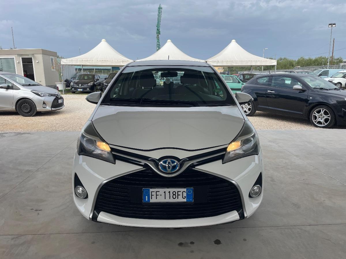TOYOTA - Yaris - 1.5 Hybrid 5p.Trend "Platinum Ed."