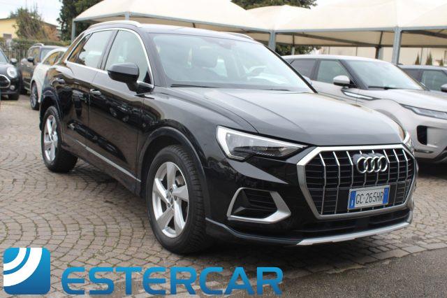 AUDI Q3 35 TDI S tronic Business Advanced