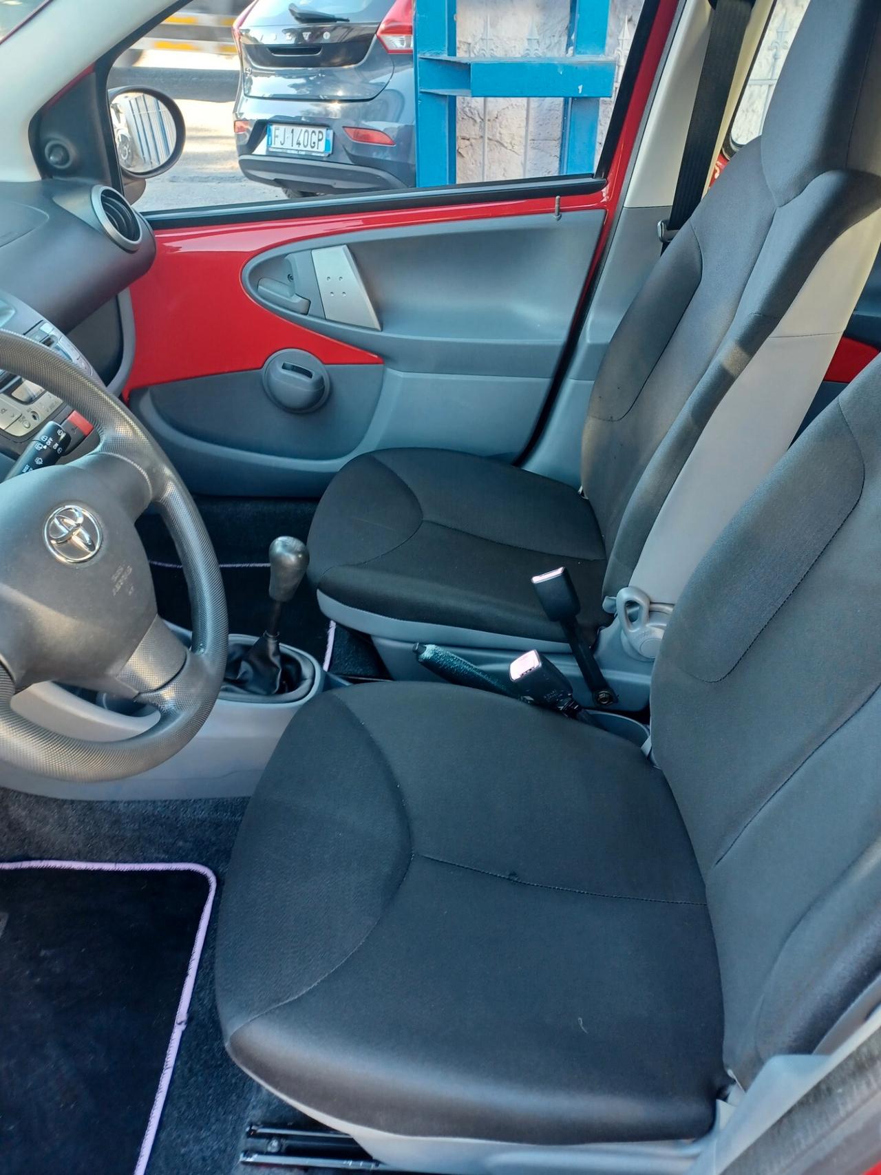 Toyota Aygo 1.0 Benzina 5 porte Now