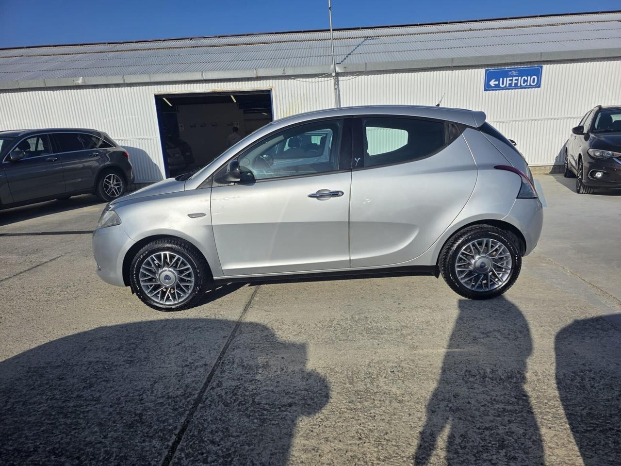 Lancia Ypsilon 1.2 69 CV 5 porte S&S Gold