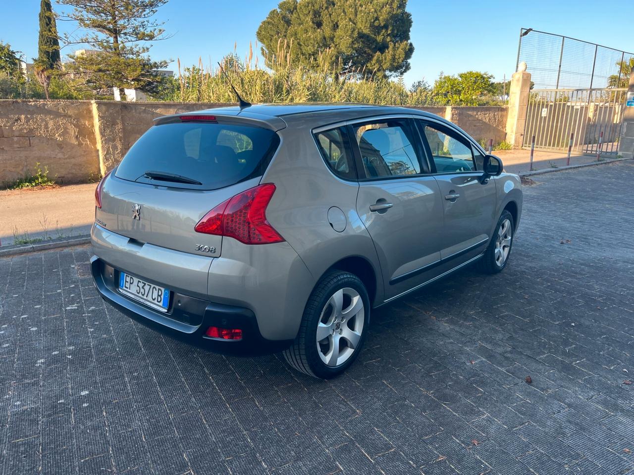 Peugeot 3008 1.6 HDi 115CV Style UsatoGarantito