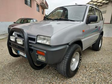 Ford Maverick 2.4i alias Nissan Terrano II