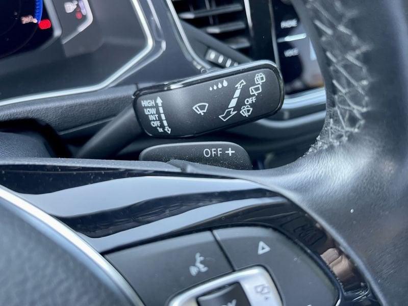 Volkswagen T-Roc 1.5 tsi Advanced dsg