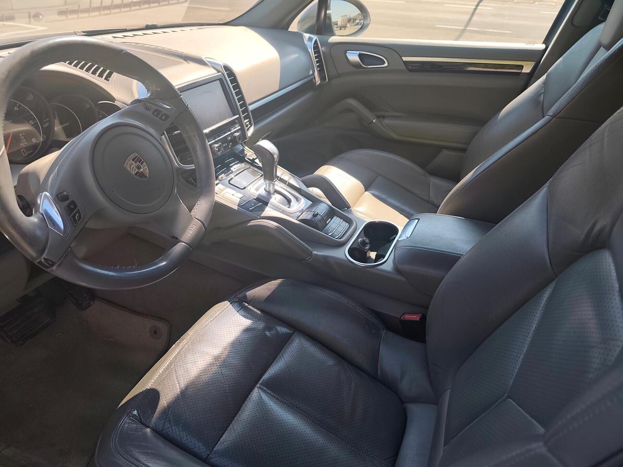 Porsche Cayenne 3.0 Diesel lavori certificati