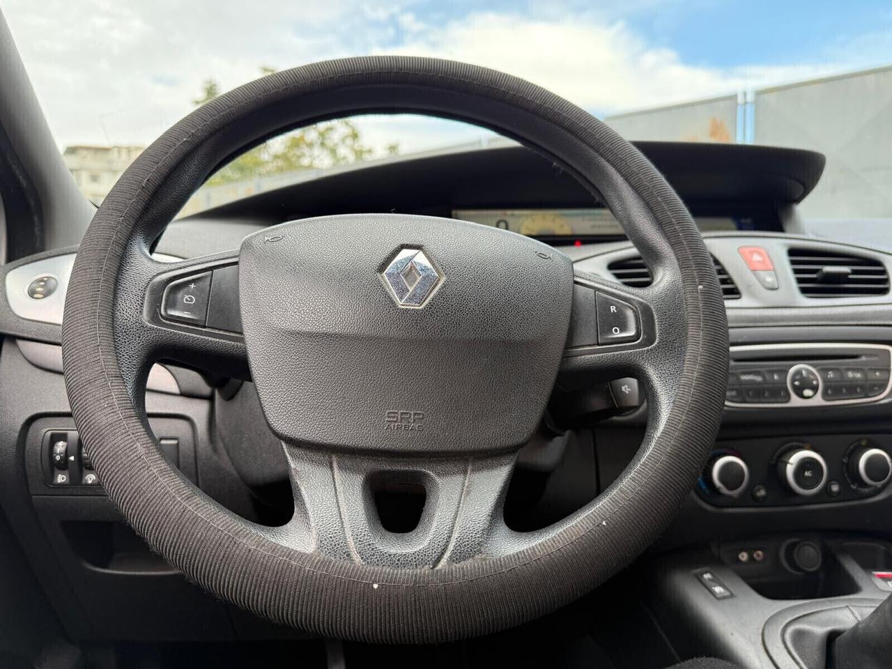 Renault Scenic Scénic X-Mod 1.5 dCi 110CV Dynamique