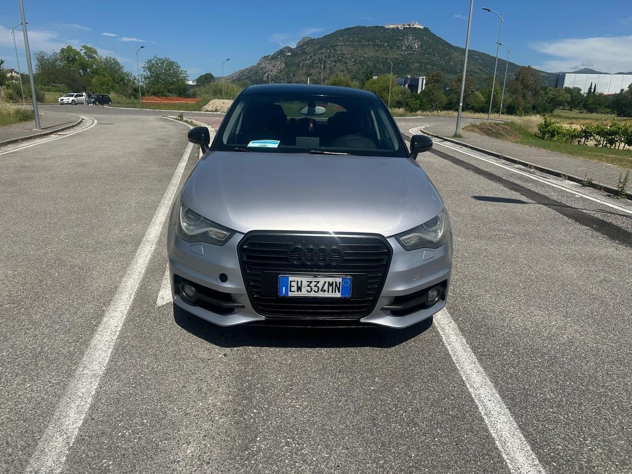 Audi A1 1.6 TDI S line edition plus