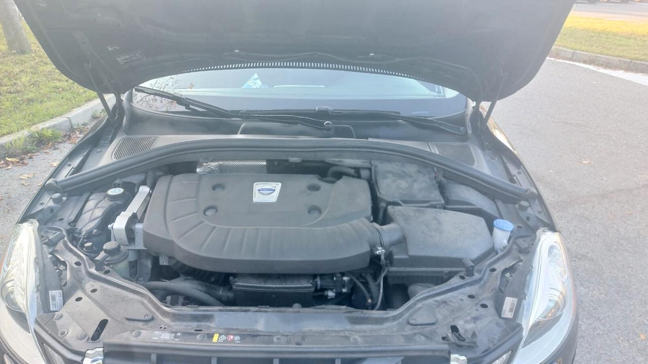 Volvo XC 60 XC60 D3 Geartronic Momentum