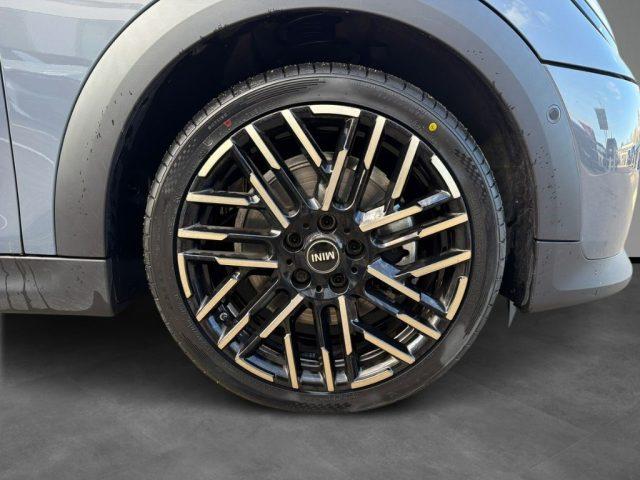 MINI Cooper S Cabrio Cooper S Favoured Cabrio