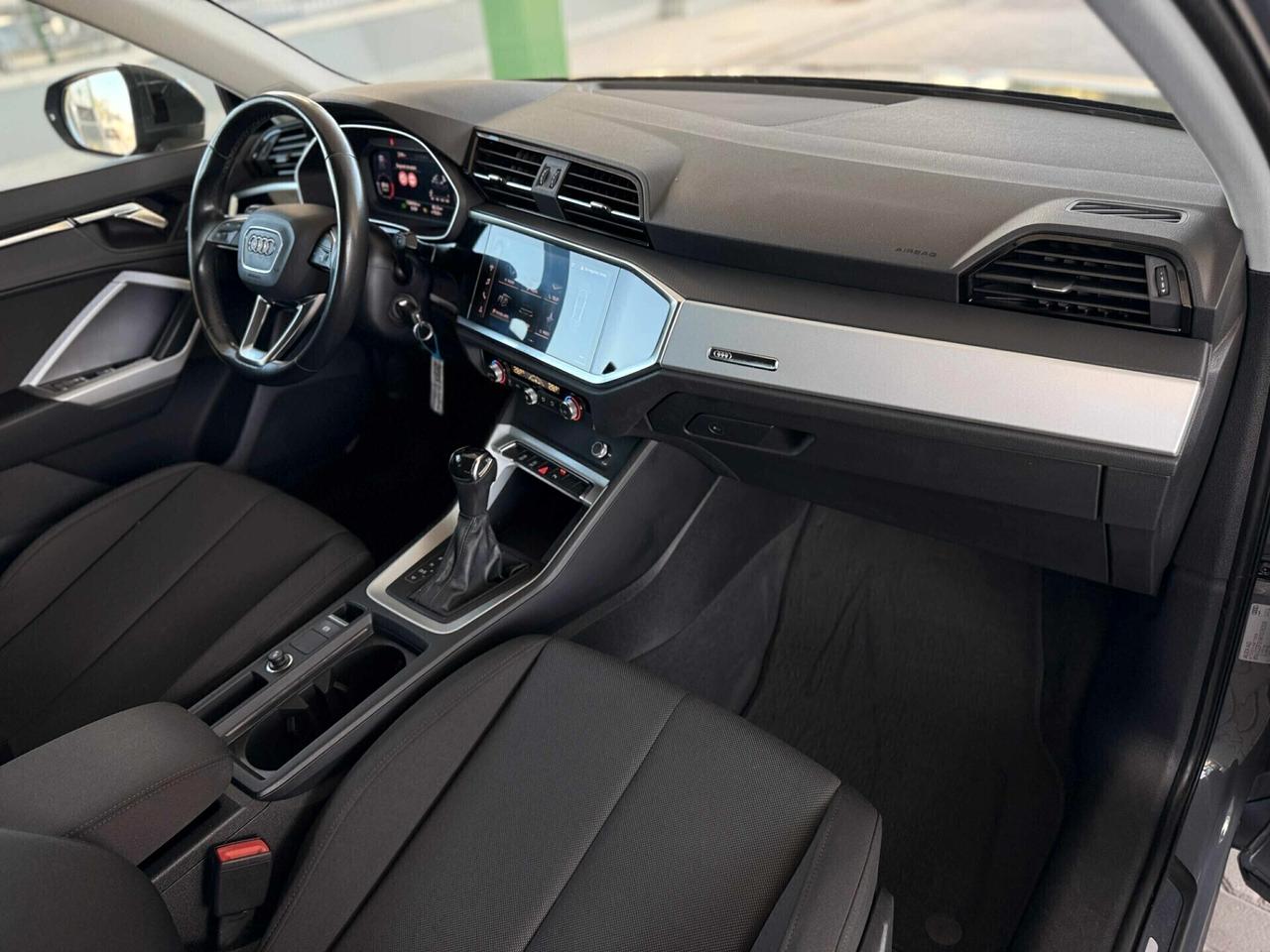 Audi Q3 35 TDI S tronic