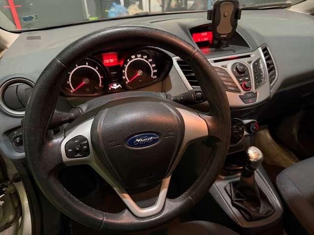 Ford Fiesta 5p 1.2 16v Titanium c/esp E5