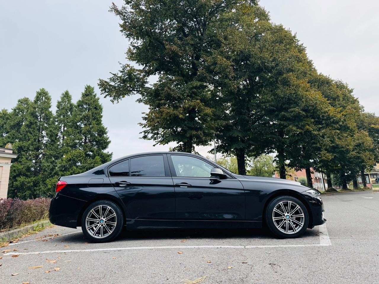 Bmw 318 320d Efficient Dynamics Luxury