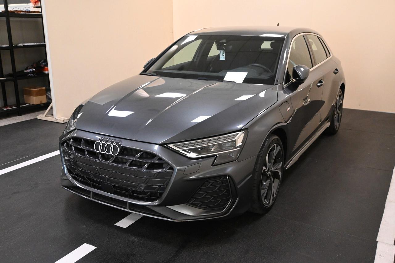 AUDI A3 4ª serie A3 SPB 40 TFSI e S tronic S l...