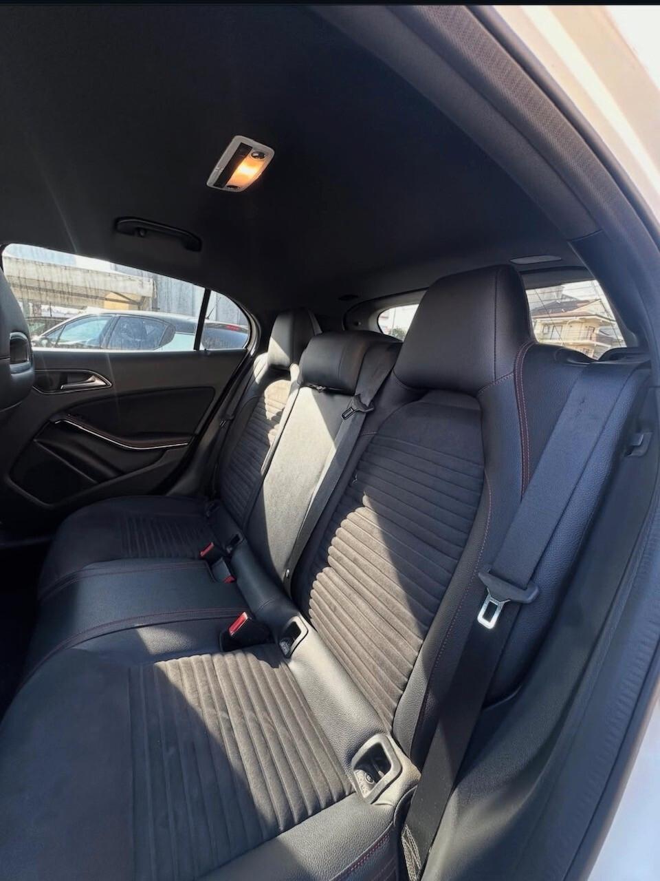 Mercedes-benz GLA 200 d Automatic 4Matic Premium