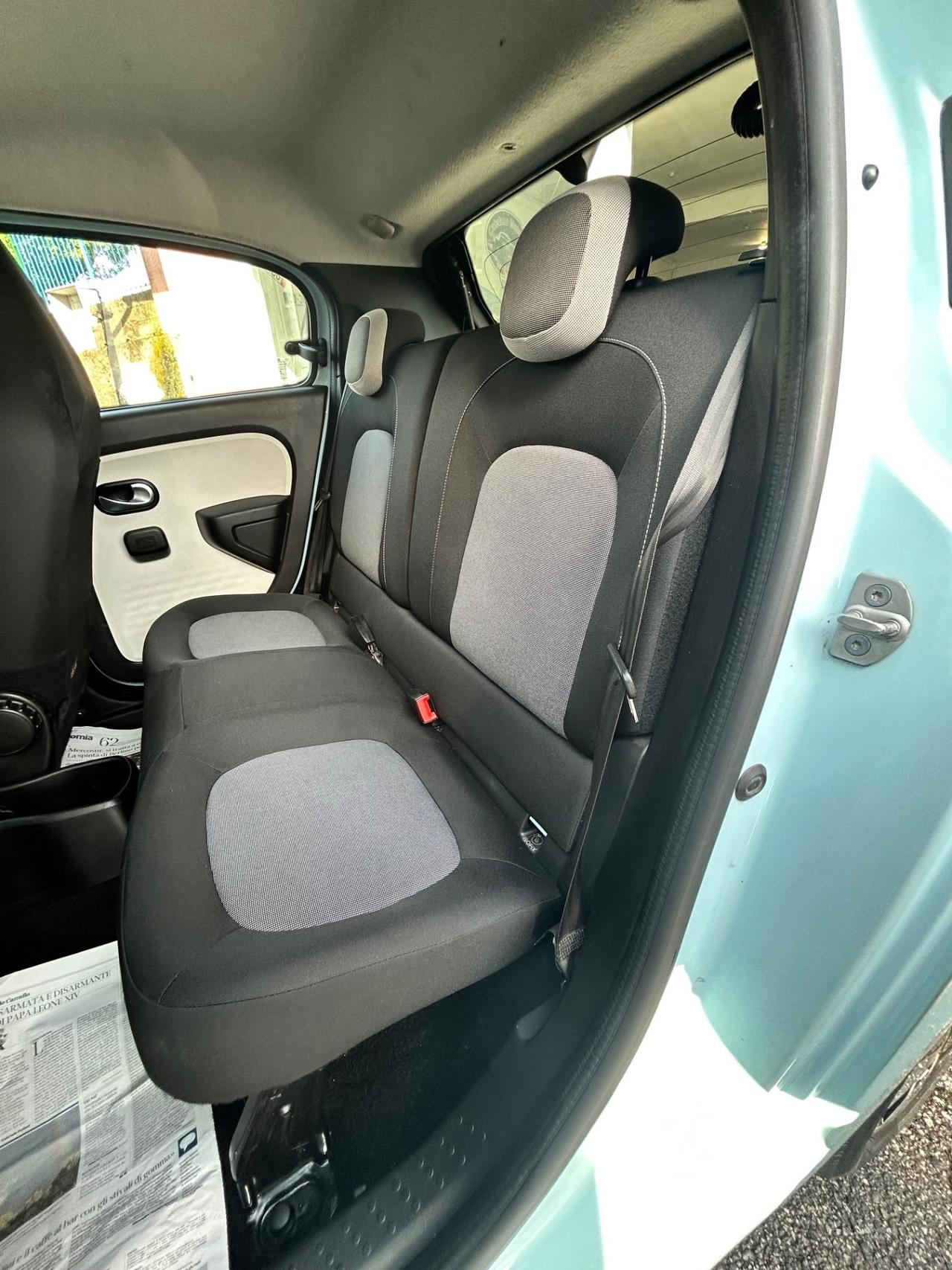 Renault Twingo SCe EDC La Parisienne