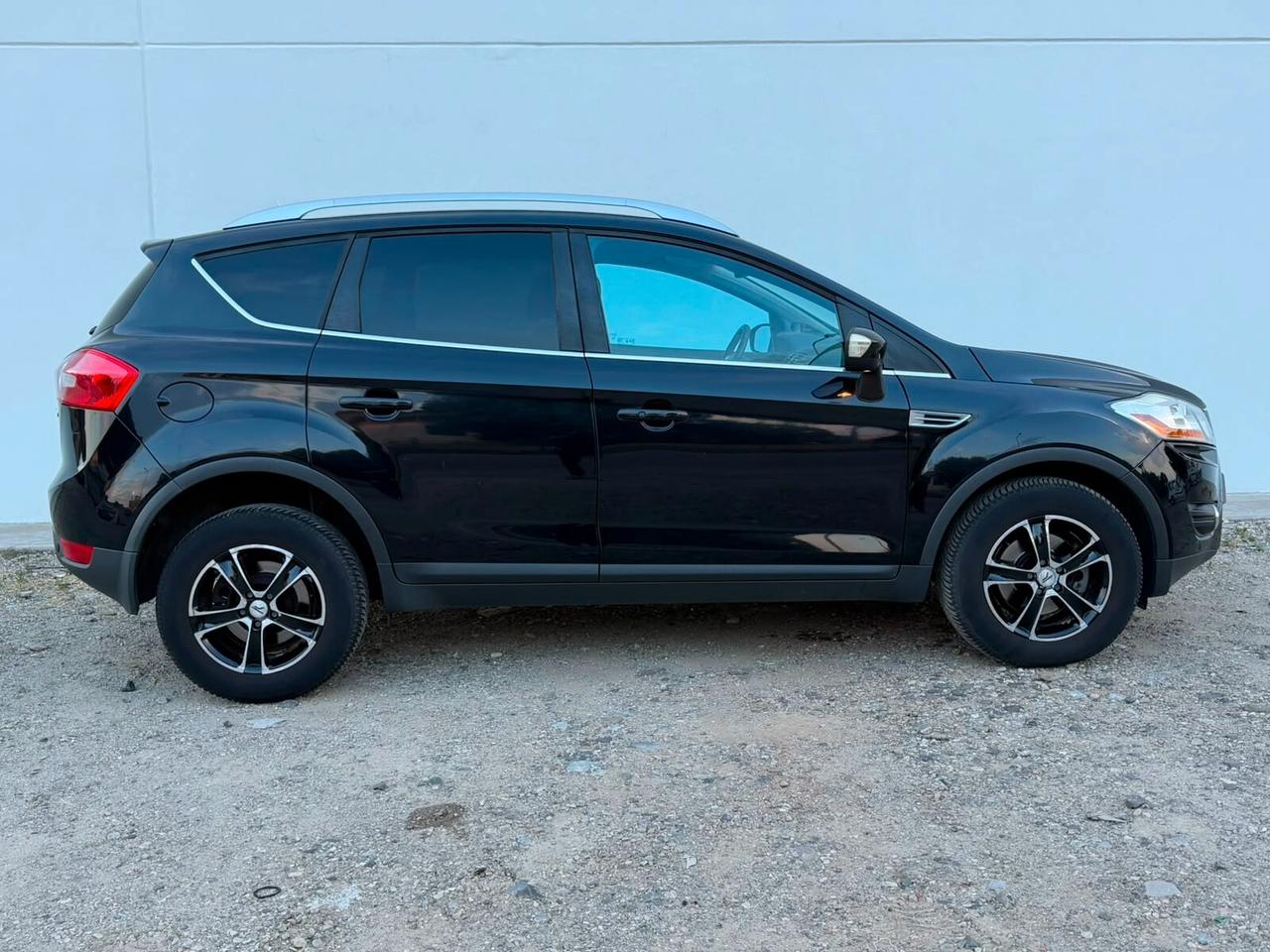 Ford Kuga 2.0 TDCi 136 CV 4WD Titanium TETTO