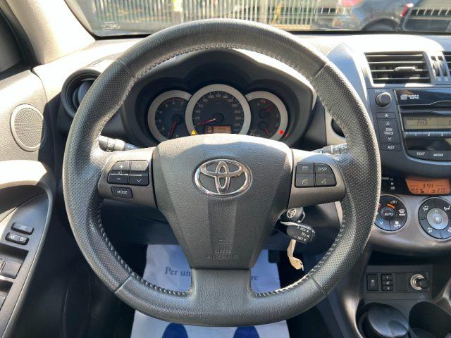 TOYOTA RAV 4 RAV4 Crossover 2.2 D-4D 150 CV Exclusive