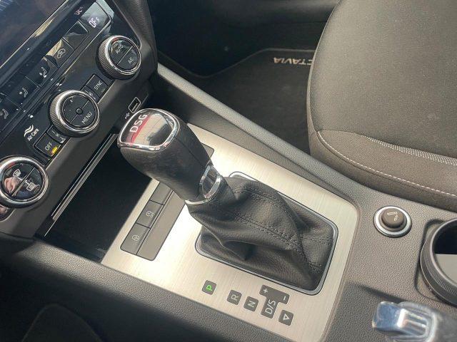 SKODA Octavia 2.0 TDI 150 CV DSG Wagon Executive