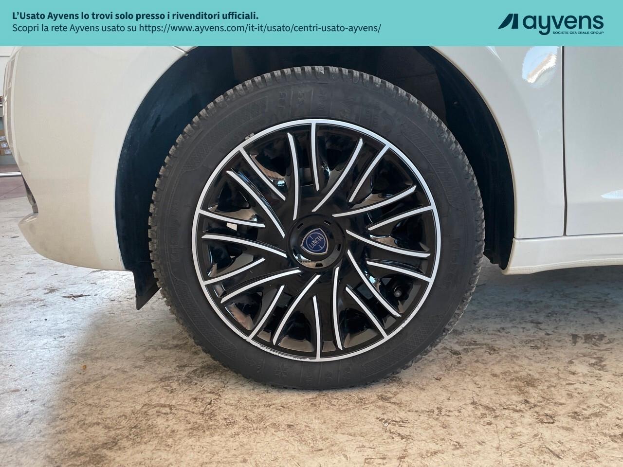 Lancia Ypsilon 1.0 FireFly 5 porte S&S Hybrid Gold