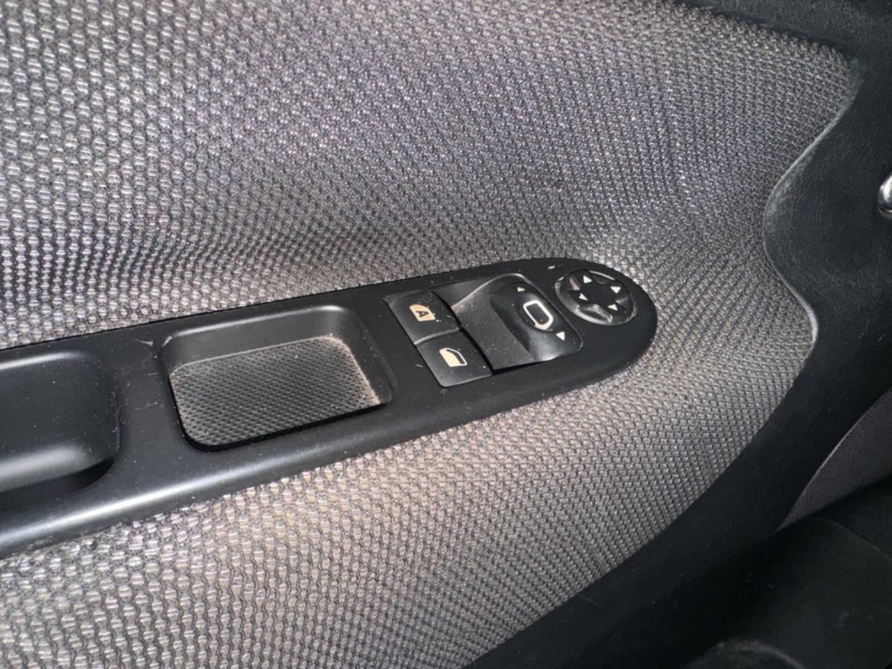 Peugeot 207 1.4 VTi 95CV 5p. Energie