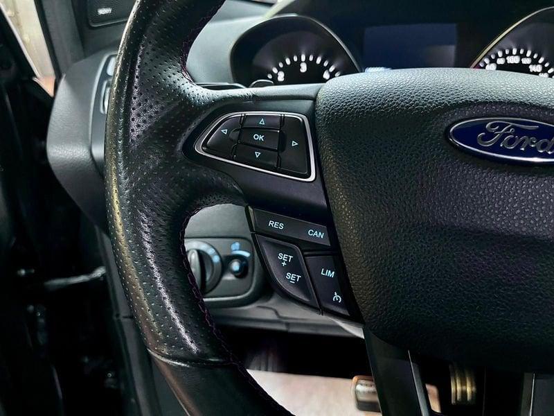Ford Kuga Kuga 2.0 TDCI 150 CV S&S 4WD Powershift ST-Line