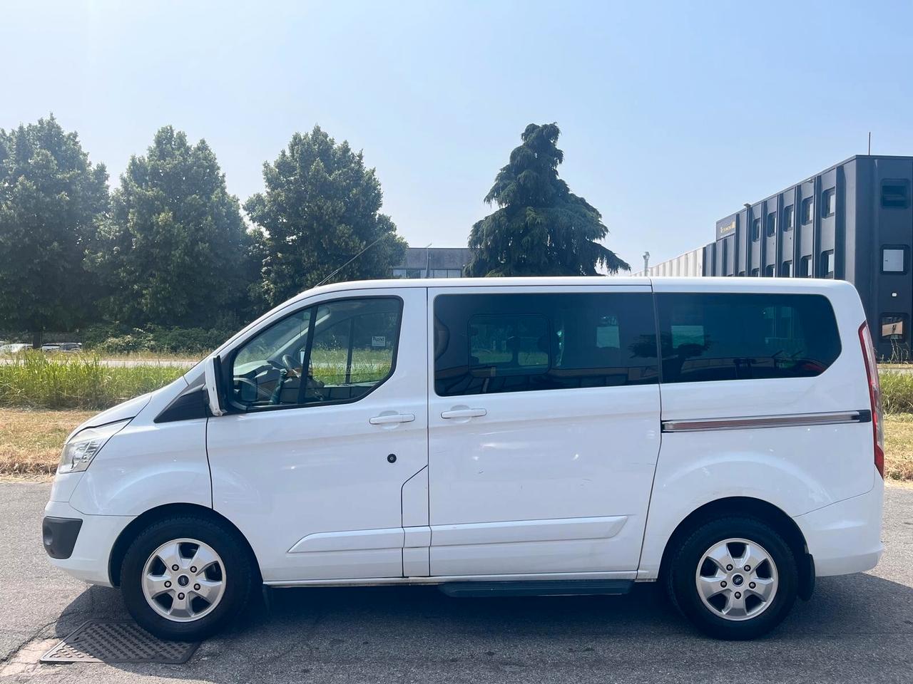 Ford Tourneo Custom Tourneo Custom 310 2.0 TDCi 130CV PC Titanium