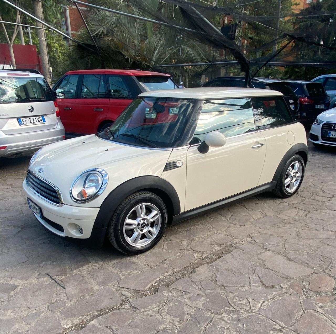 Mini Cooper One GPL/MOTORE NUOVO/NEOPATENTATI