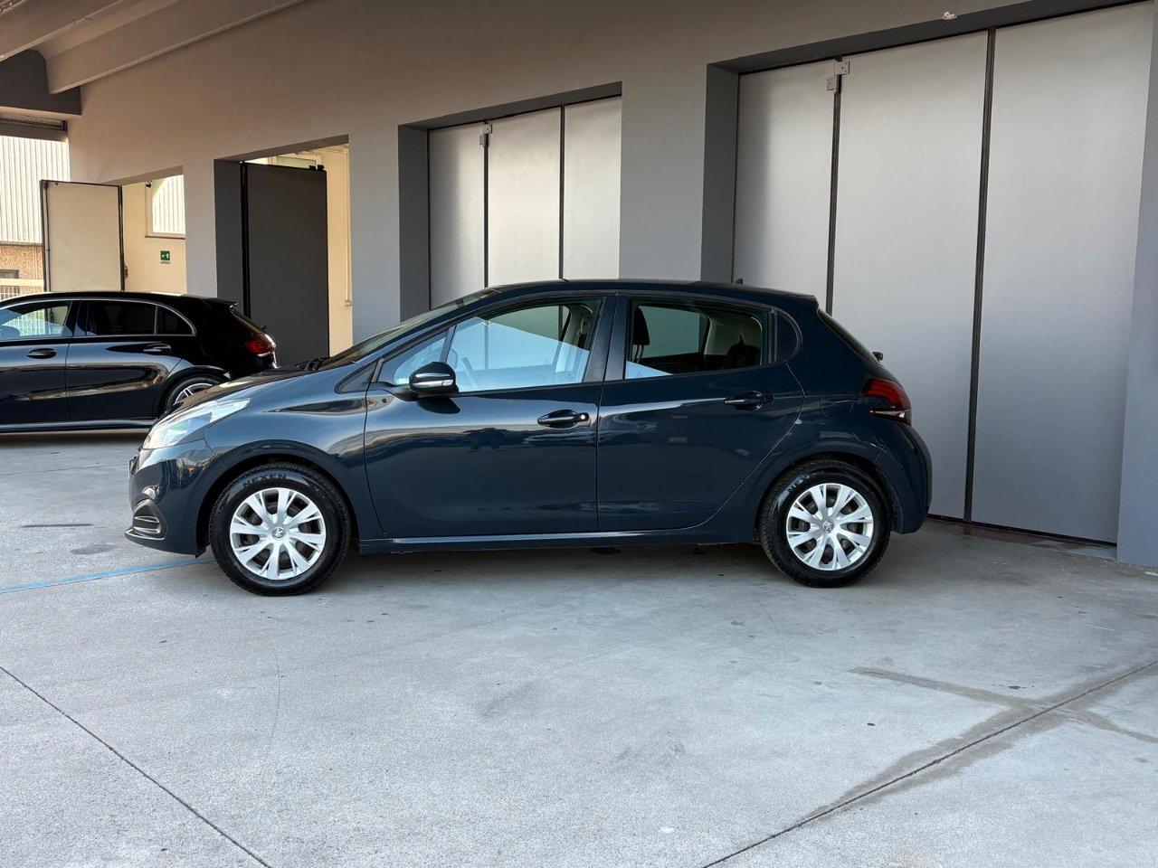 Peugeot 208 5 Porte 208 5p 1.0 puretech Access 68cv