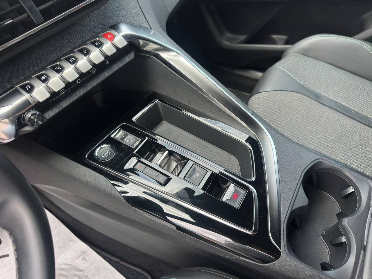 Peugeot 5008 BlueHDi 130 S&S EAT8 Allure 7 Posti