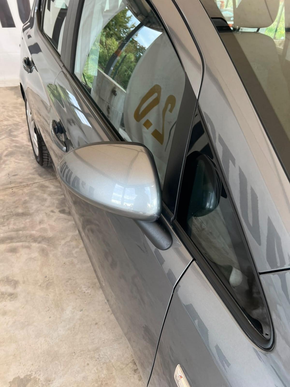Opel Corsa 1.4 90CV 5 porte Advance