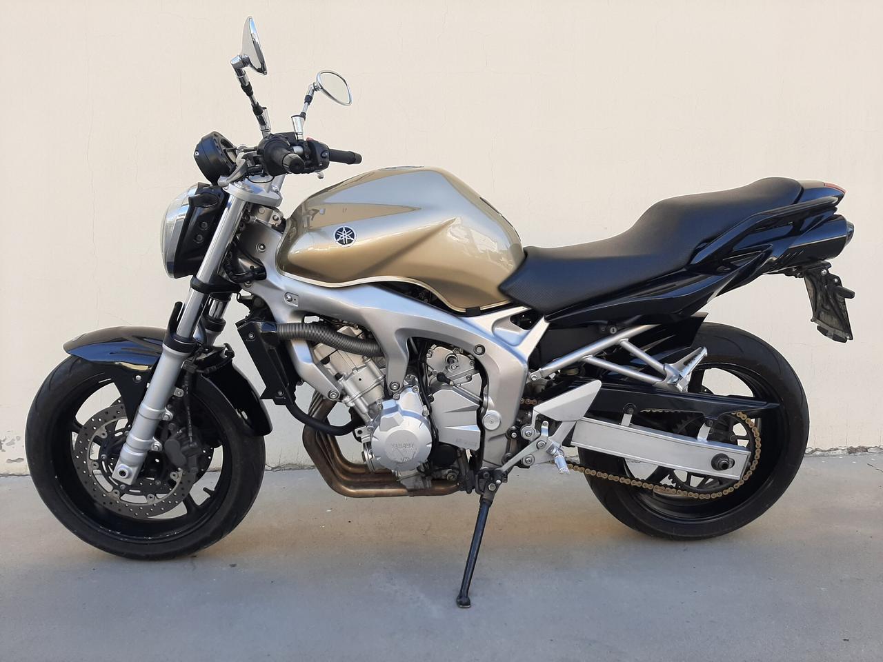 Yamaha FZ6 600