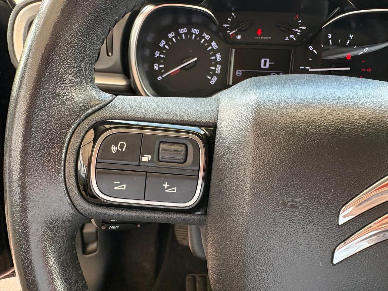 Citroen C3 Shine 1.6 Blue HDi 75 #12106