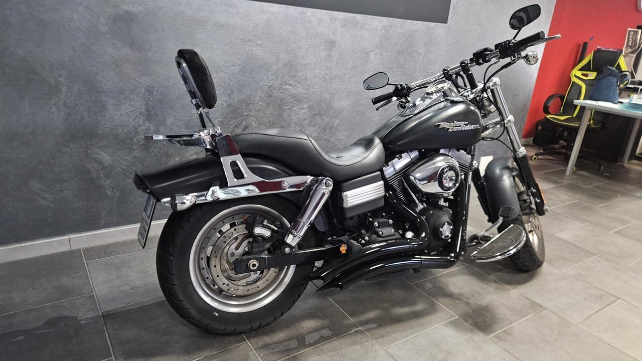 Harley-davidson Dyna Fat Bob nero opaco