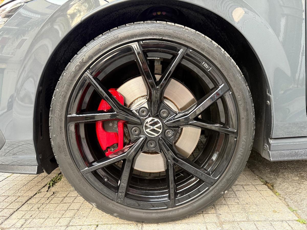 Volkswagen Golf 8 GTI 2.0 TSI 245 CV