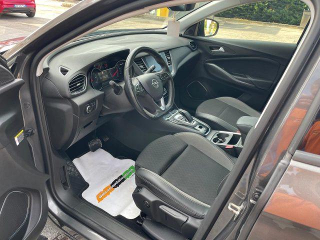 OPEL Grandland X 1.6 Hybrid Plug-in aut. FWD Elegance