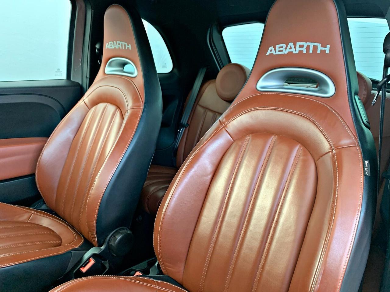 ABARTH 595 1.4 Turbo T-Jet 215 CV Turismo