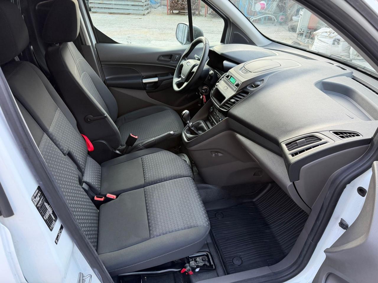 Transit connect 200 101 CV 3posti