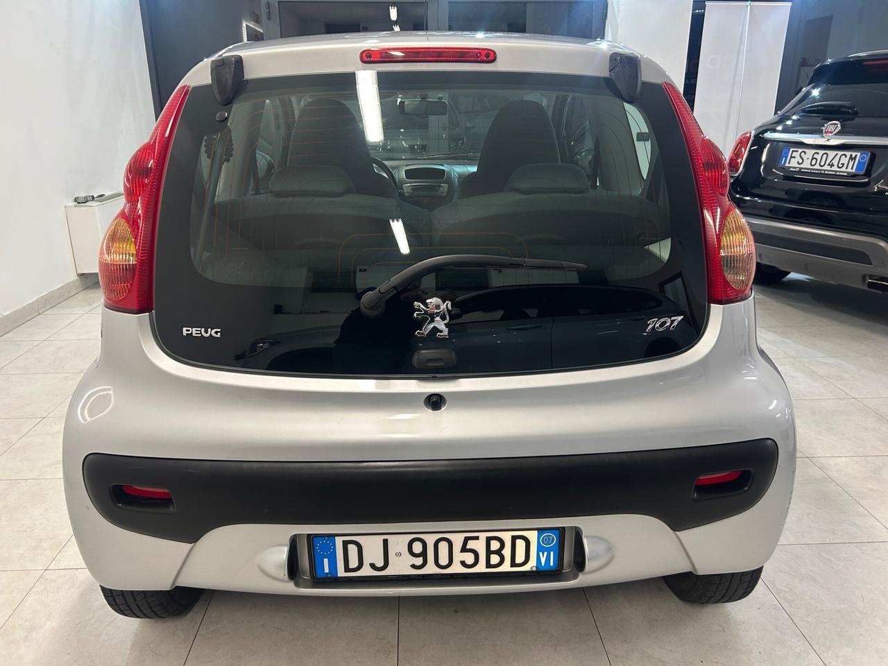 Peugeot 107 1.0 benzina solo 91.000 km