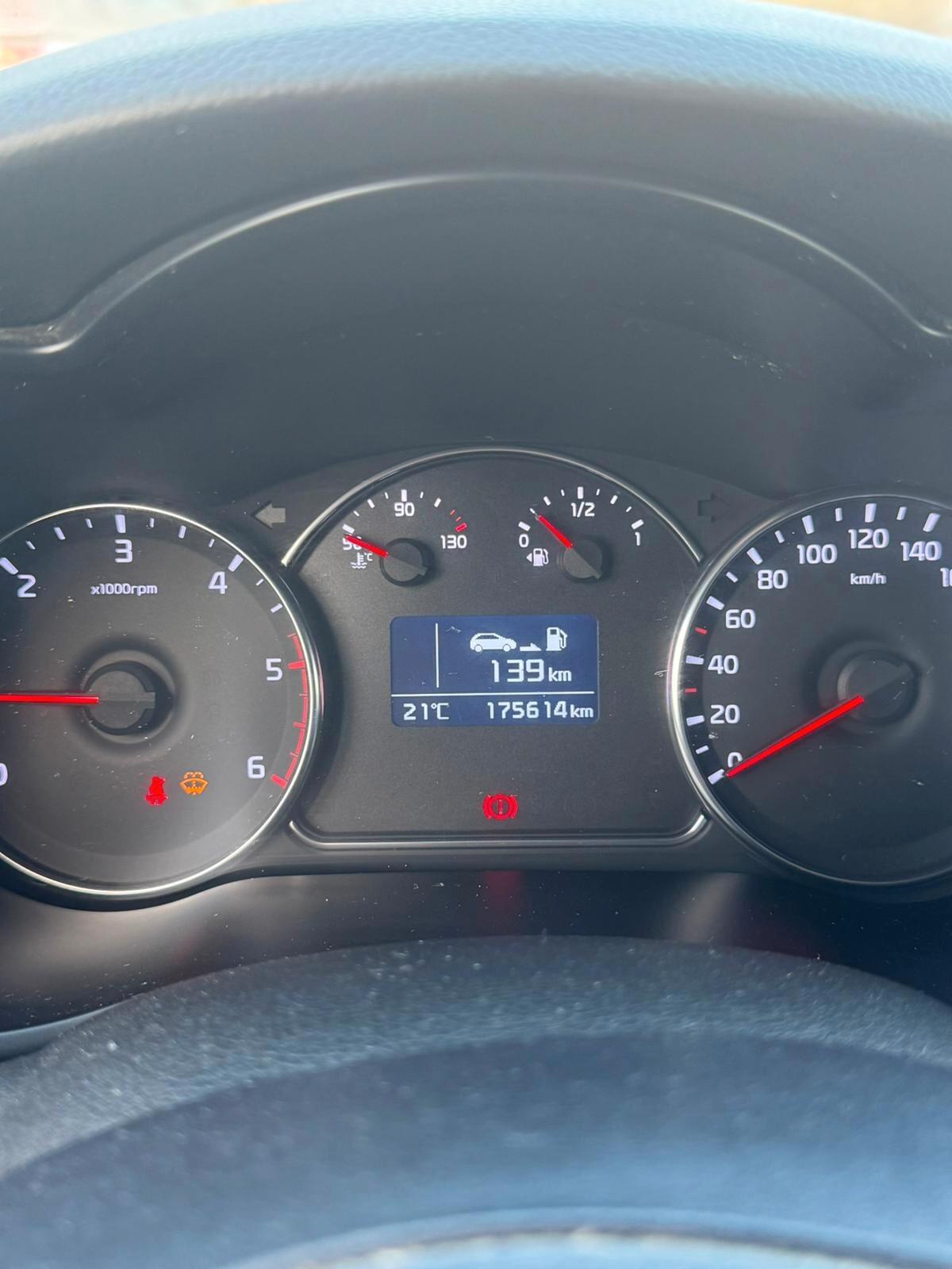 Kia Carens 1.7 CRDi 115 CV Class