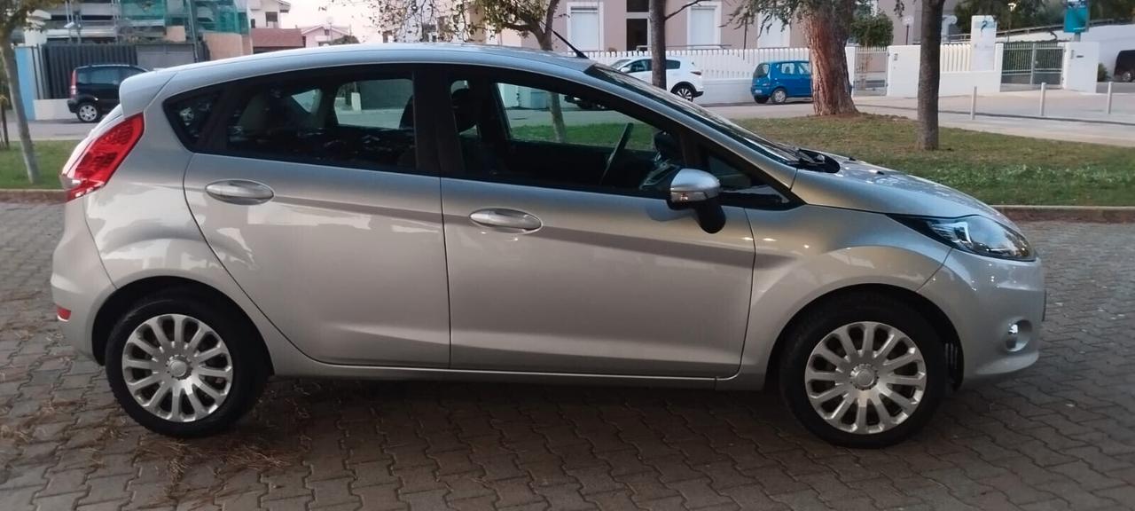 Ford Fiesta 1.2 16V 82CV 5p. Titanium Bs.