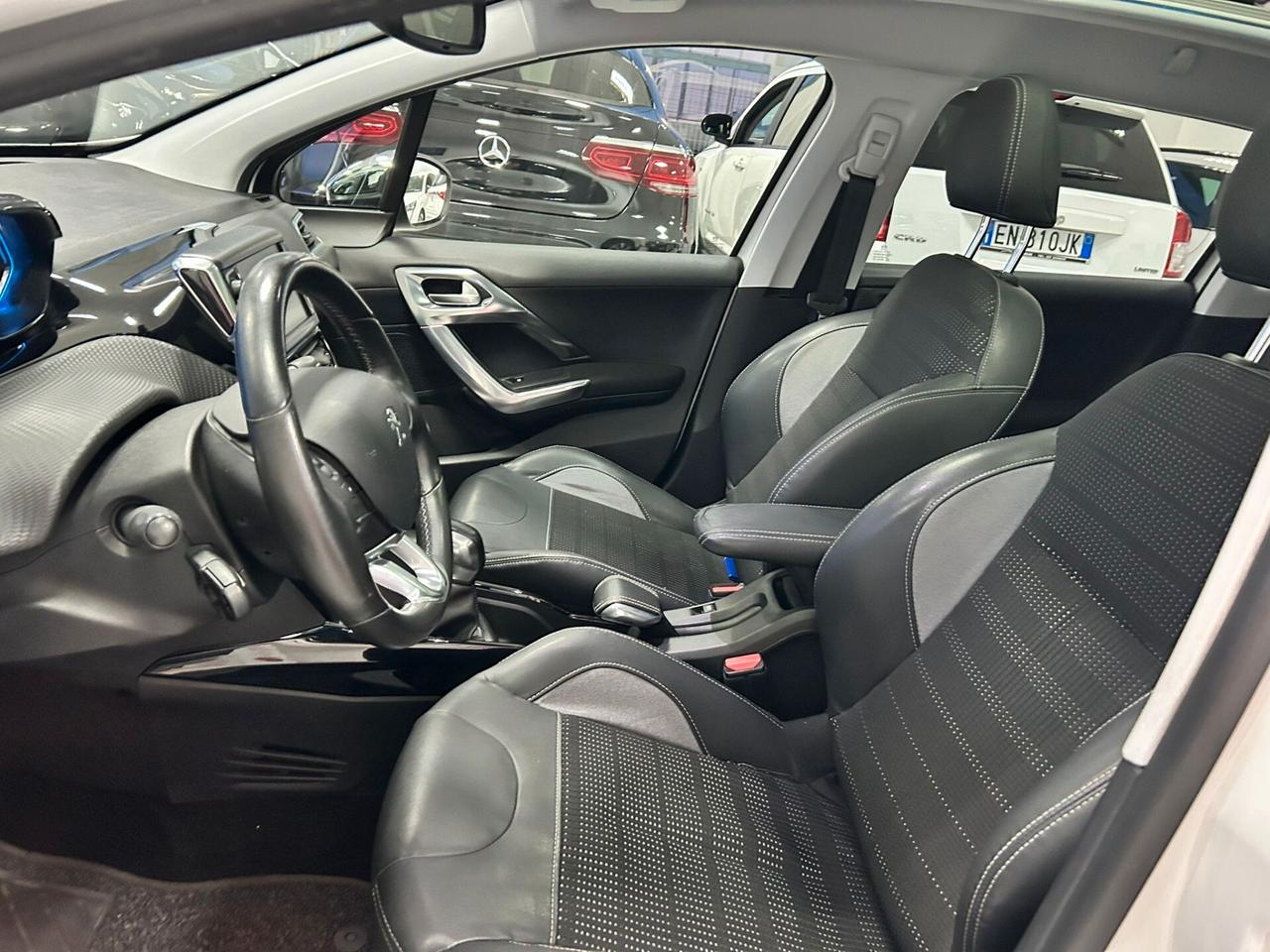 Peugeot 2008 1.2B X NEOPATENTATI Allure 2015