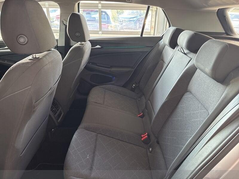 Volkswagen Golf 8 2.0 TDI SCR LIFE DSG 115 CV